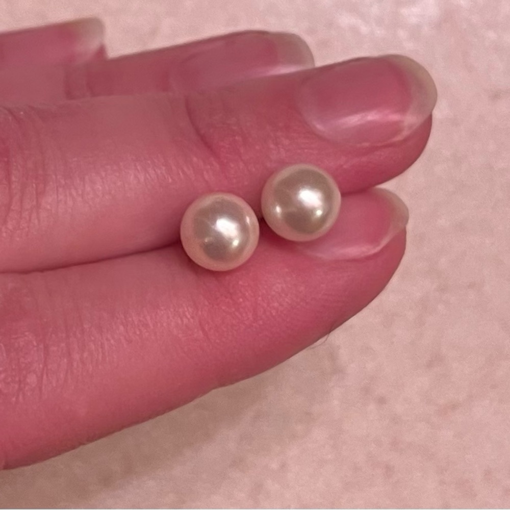 Solid Gold & Pearl Stud Earrings